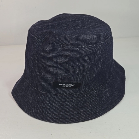 Burberry Nova Check & Denim Reversible Bucket Hat - Picture 9 of 13
